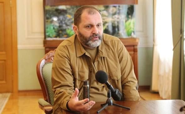 Один из крупных заводов Краматорска ВСУ подготовили к долговременной обороне по примеру металлургического комбината "Азовсталь" в Мариуполе, рассказал военный эксперт Игорь Кимаковский