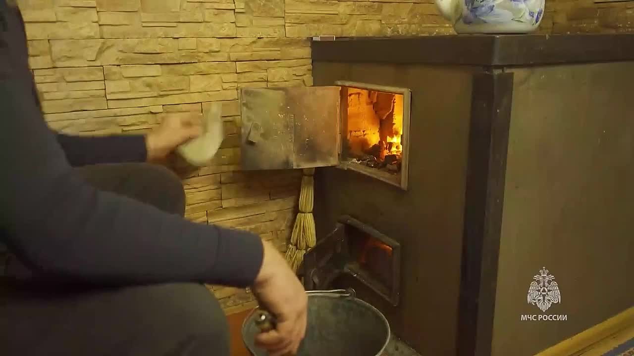 Подарит тепло или пожар?. МЧС России напоминает: