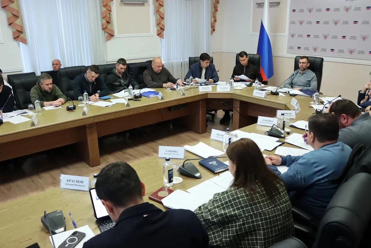 Минстрой и Минэнерго России обеспечивают контроль за прохождением стартовавшего отопительного периода в ДНР