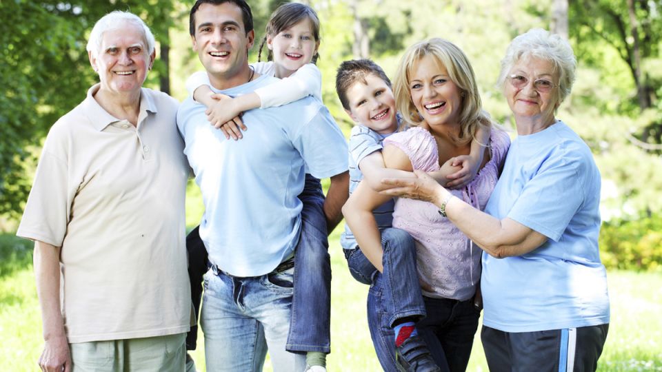 Новые правила пенсионного обеспечения с 1 января 2026 года: что ожидает семьи с детьми